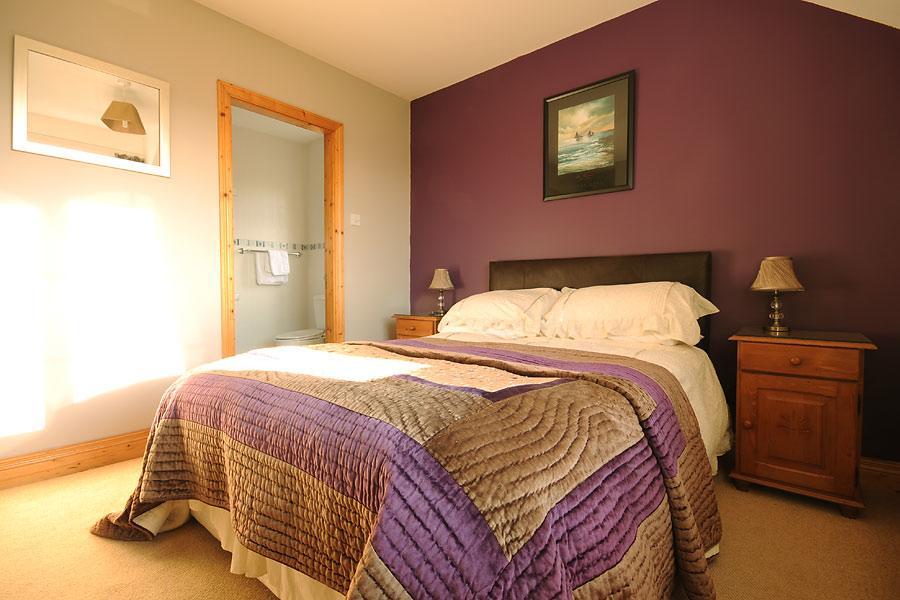 Sneem River Lodge Bed & Breakfast Room photo