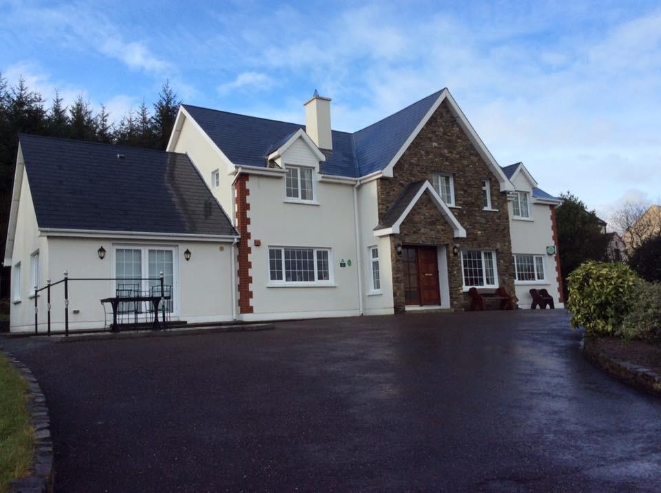 Sneem River Lodge Bed & Breakfast Exterior photo